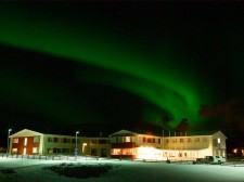 Aurore boréale sur l'hôtel de Mývatn