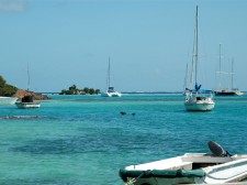 Amarrage sur l'île de Canouan dans les Grenadines