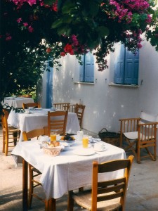 Le patio de la pension