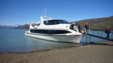 Un bateau de croisière lacustre (Argentine)