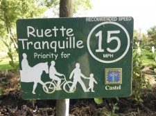 Guernesey – Une "Ruette Tranquille", petite route de balade