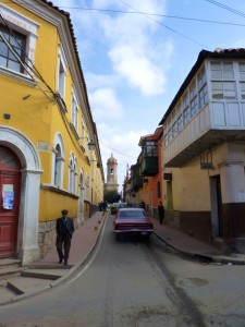 Extension Villes coloniales – Une rue bariolée de Potosi