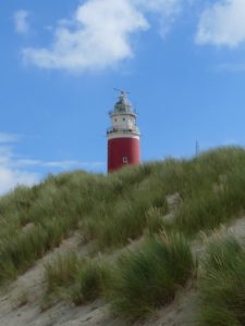 Le phare de Texel dans les dunes