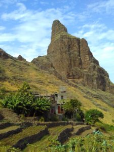 Deux îles du Cap-Vert en randonnées guidées